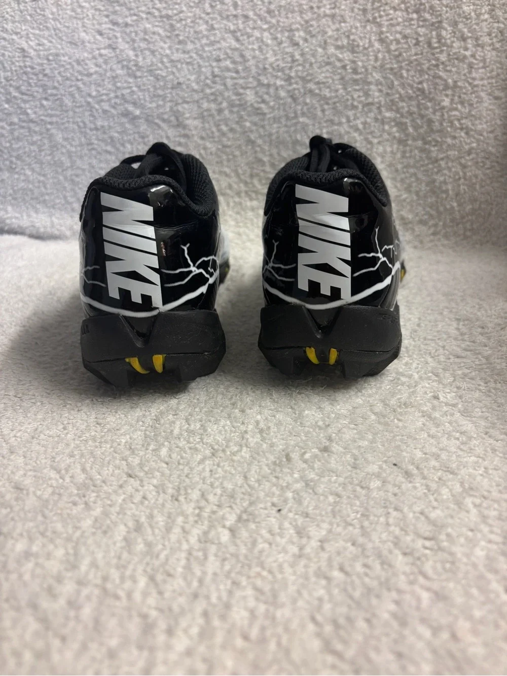 Nike Vapor Lightning football cleats Boys size 1